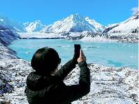 Tasman Glacier along the Alps 2 Ocean |  Henry