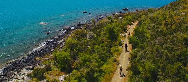 Cycling near Lake Ohau Lodge on the Alps 2 Ocean Cycle Trail | Daniel Thour